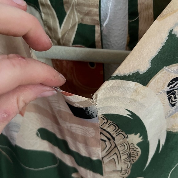 Vintage 1960s Japanese Print Silk Top - Picture 8 of 8